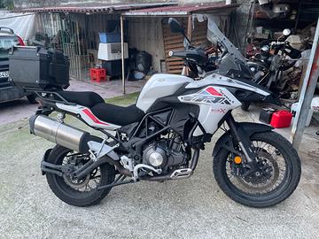 Benelli trk 502 x