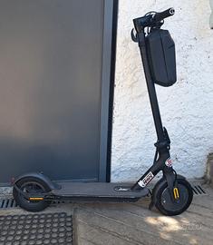 Monopattino elettrico 