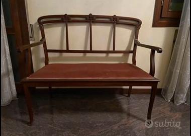 divanetto stile liberty