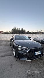 Audi A3 4.0 tfsi e s line s tronic