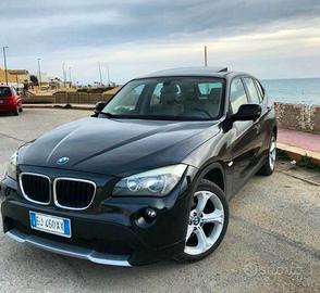 BMW X1   177 CV  xdrive 20d .  Tetto apribile 