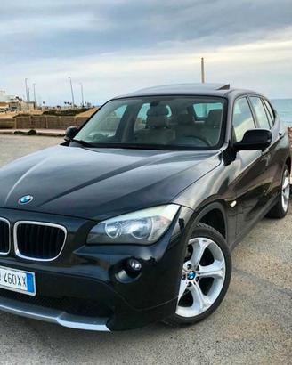 BMW X1   177 CV  xdrive 20d .  Tetto apribile 