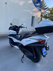 Scooter Honda SWT 400 - Silver Wing