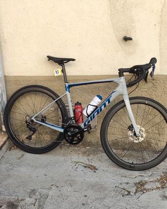 Giant Disc 2022 Carbon | SLR1 Carbon | Powermeter