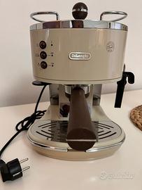Macchina da caffe’ de longhi