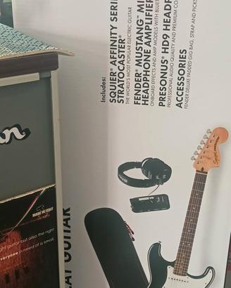 Squier Affinity Stratocaster Pack Completo