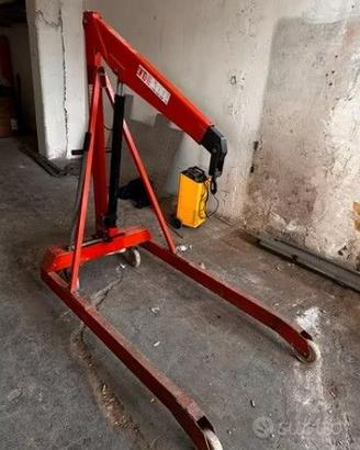 Gru per motori Ravaglioli