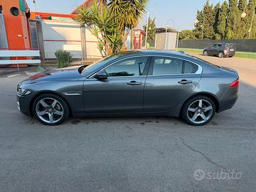 JAGUAR XE 2.0 D turbo 180 CV AUT. PORTFOLIO