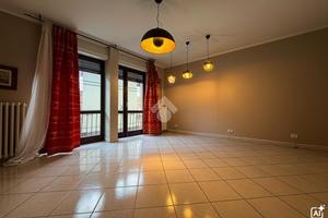 4 LOCALI A BANCHETTE