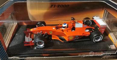 modellino Ferrari F2000 hot wheels 1/18