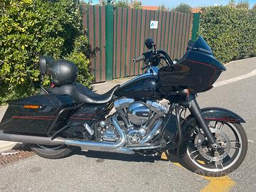 Harley Davidson - Road Glide