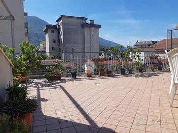 4 LOCALI A NOCERA INFERIORE