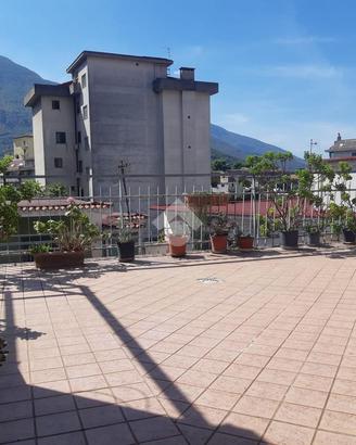 4 LOCALI A NOCERA INFERIORE