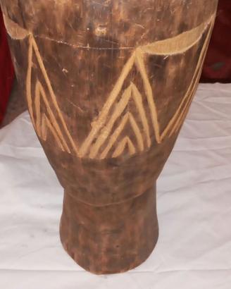 tamburo tribale africano vintage 