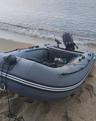 gommone 330m piu motore 