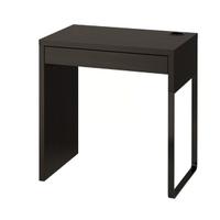 Scrivania IKEA modello MICKE