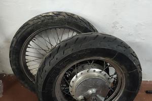 Cerchi a raggi custom