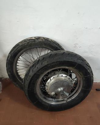 Cerchi a raggi custom