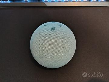 Amazon Echo Dot 4° con Orologio Digitale