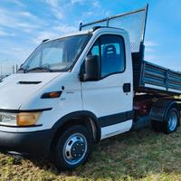 Iveco Daily 35c11 ribaltabile trilaterale CON GARA