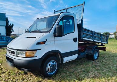 Iveco Daily 35c11 ribaltabile trilaterale CON GARA