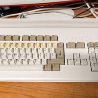 Amiga 1200 con SSD Amiga OS 3.2 + 11mb  fast ram