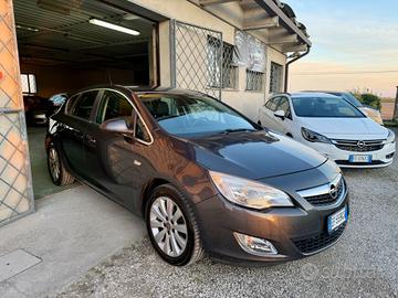 Opel Astra 1.7 CDTI 110CV 5 porte Cosmo