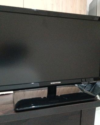 TV UNITED 19 POLLICI a led
