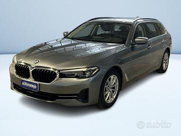 BMW Serie 5 520d Touring mhev 48V Business auto