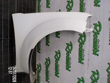 PARAFANGO ANTERIORE DESTRO NAVARA D40 2007