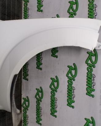 PARAFANGO ANTERIORE DESTRO NAVARA D40 2007