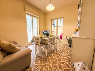 A489 - Tre camere con vista mare - 7 posti letto