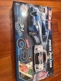 Pista auto con telecomando