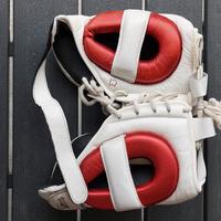 caschetto boxe adidas adistar