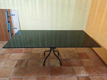 Tavolo di pregio CANTORI ferro battuto e vetro
