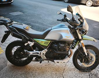 Moto Guzzi V85TT Centenario - Edizione Limitata

