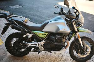 Moto Guzzi V85TT Centenario - Edizione Limitata
