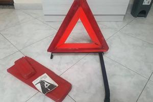 Triangoli per auto