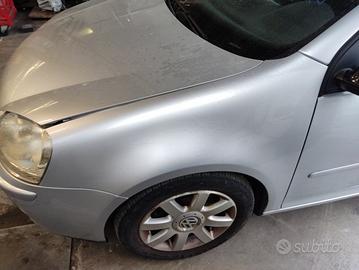 Parafango sinistro VOLKSWAGEN GOLF 5 del 2005