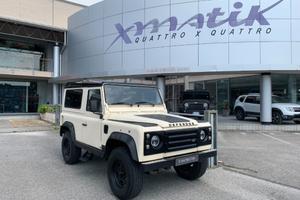 LAND ROVER Defender 2.0 90 Benzina/GPL 6 POSTI