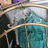 Testata letto matrimoniale