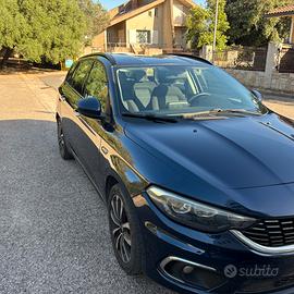 Fiat tipo 1.6 multijet lounge .