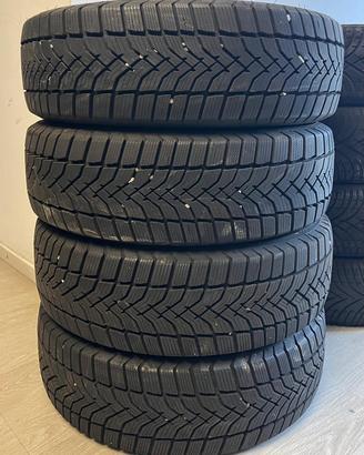 215/65/16 C gomme usate seminuove bridgestone