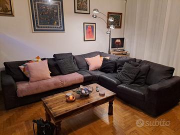 Divano nero angolare