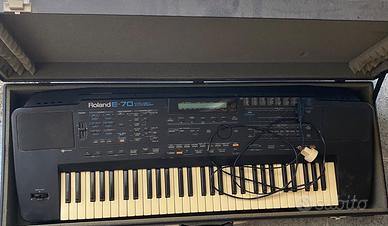 Roland E 70