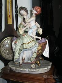 Porcellana di Capodimonte Maternità Primi sorrisi