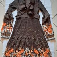 Abito a maniche lunghe. Marca Zara Basic