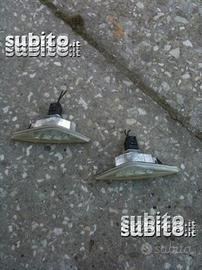 Coppia di frecce originali a led per Bmw 320cd E46