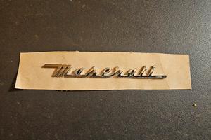 Scritta "Maserati " originale corsivo NOS 9,5 cm