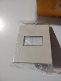 Pulsanti a targa cod. 08625.A